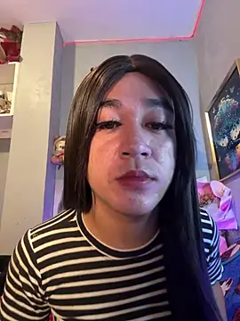 Snapshot of desirable_miya chatting on 02-23-26, 03:37 desirable miya online show from 02-23-26, 03:37