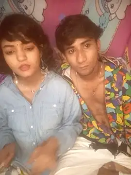 Snapshot of Freakingromance chatting on 02-06-26, 08:45 Freakingromance online show from 02-06-26, 08:45