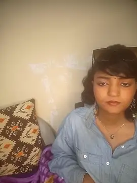 Snapshot of Freakingromance chatting on 02-16-26, 06:15 Freakingromance online show from 02-16-26, 06:15