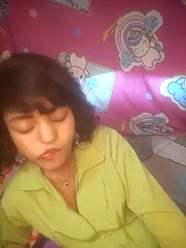 Snapshot of Freakingromance chatting on 03-02-26, 07:15 Freakingromance online show from 03-02-26, 07:15