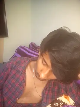 Snapshot of Freakingromance chatting on 03-09-26, 06:45 Freakingromance online show from 03-09-26, 06:45