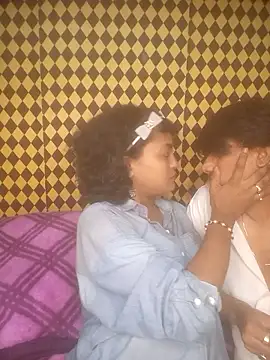 Snapshot of Freakingromance chatting on 03-14-26, 06:57 Freakingromance online show from 03-14-26, 06:57