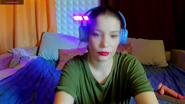 Eva purrr  online show from 04-17-26, 12:19