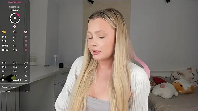 Snapshot of elly_aryxd chatting on 11-08-25, 05:56 elly aryxd online show from 11-08-25, 05:56