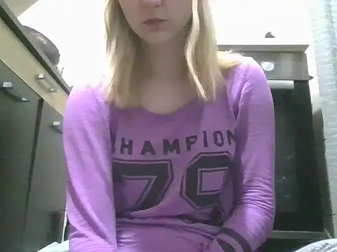 Snapshot of dirty_sasha00 chatting on 12-15-25, 03:44 dirty sasha00 online show from 12-15-25, 03:44