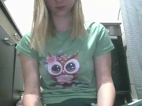 Snapshot of dirty_sasha00 chatting on 12-22-25, 04:20 dirty sasha00 online show from 12-22-25, 04:20