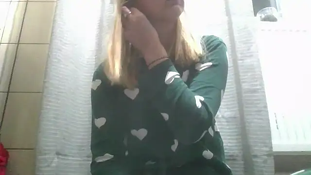 Snapshot of dirty_sasha00 chatting on 01-06-26, 03:54 dirty sasha00 online show from 01-06-26, 03:54