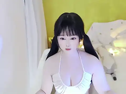 Snapshot of Nina37 chatting on 11-09-25, 08:29 Nina37 online show from 11-09-25, 08:29