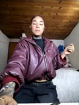 Snapshot of lyam_ebony_ chatting on 01-08-26, 05:54 lyam ebony online show from 01-08-26, 05:54