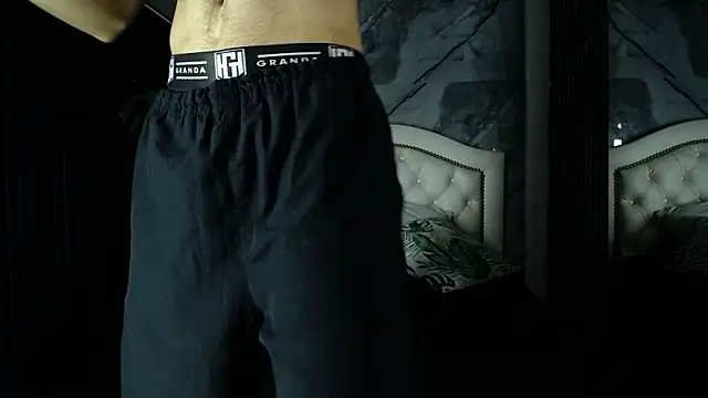 Bry Dalton online show from 11-11-25, 04:12