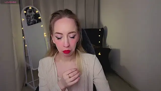 IsabelleBliz online show from 03-03-26, 09:42