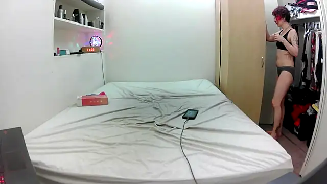 Snapshot of Empress_Lilith chatting on 07-23-26, 04:27 Empress Lilith online show from 07-23-26, 04:27
