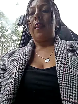 Snapshot of misshot_02 chatting on 03-05-26, 07:43 misshot 02 online show from 03-05-26, 07:43