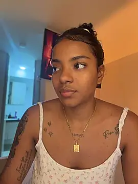 Snapshot of Irishottt chatting on 07-24-26, 02:53 Irishottt online show from 07-24-26, 02:53