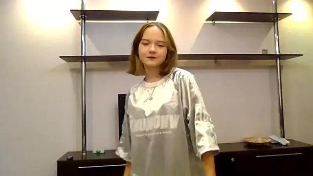 AlissaGerardo online show from 11-05-25, 01:22