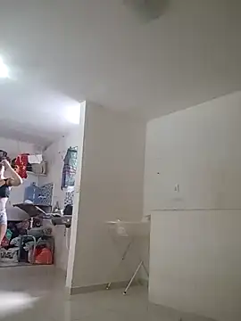 Snapshot of Bieelzinn01 chatting on 11-06-25, 06:09 Bieelzinn01 online show from 11-06-25, 06:09