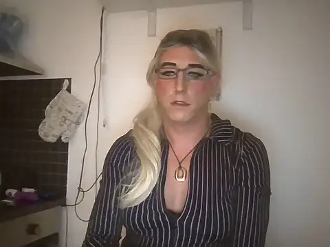 AgnesCross39 online show from 08-06-26, 02:24