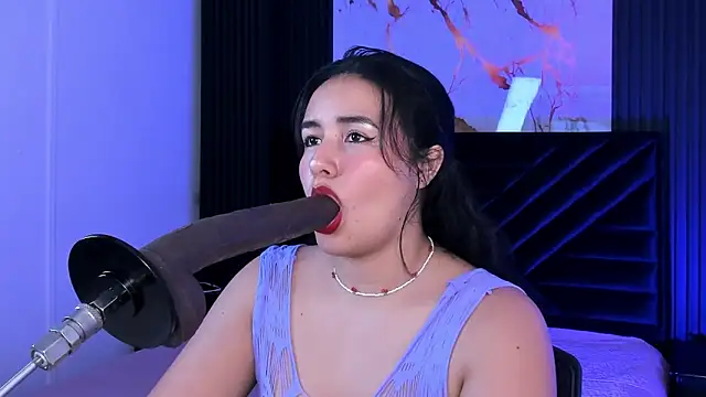 Snapshot of Lalalemoonds chatting on 12-16-25, 12:54 Lalalemoonds online show from 12-16-25, 12:54