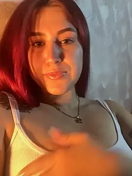 Snapshot of JimenaWhite chatting on 11-22-25, 05:39 JimenaWhite online show from 11-22-25, 05:39