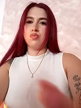 Snapshot of JimenaWhite chatting on 02-15-26, 01:52 JimenaWhite online show from 02-15-26, 01:52