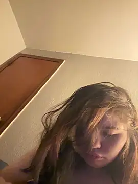 juicygoth202 online show from 03-11-26, 12:11