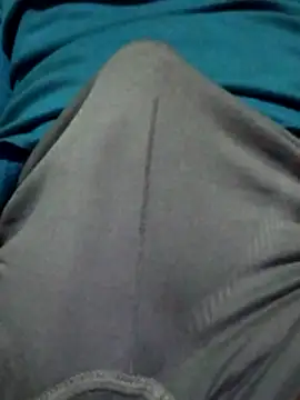 Snapshot of Alvaroz1992 chatting on 03-17-26, 02:16 Alvaroz1992 online show from 03-17-26, 02:16