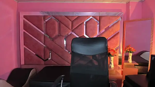 Snapshot of Victoria_14 chatting on 01-08-26, 02:14 Victoria 14 online show from 01-08-26, 02:14