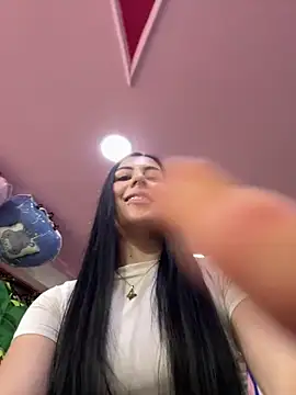 Snapshot of Victoria_14 chatting on 03-02-26, 06:04 Victoria 14 online show from 03-02-26, 06:04