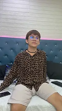 benjiDom online show from 11-06-25, 07:26