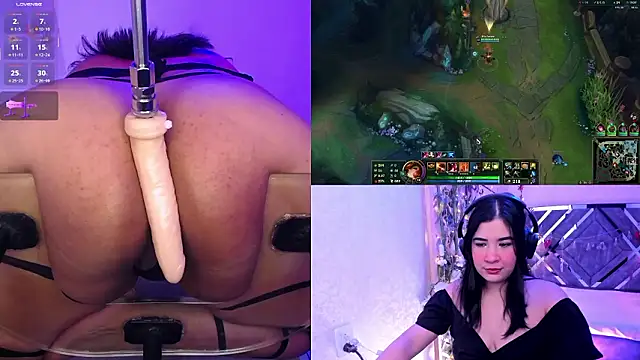 Snapshot of DaphneContry chatting on 03-08-26, 04:27 DaphneContry online show from 03-08-26, 04:27