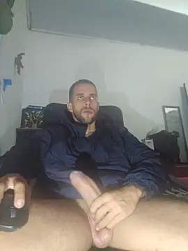 Snapshot of lucweed chatting on 05-14-26, 10:49 lucweed online show from 05-14-26, 10:49