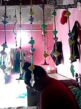 Hott minesh online show from 11-13-25, 05:17