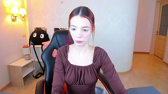 Snapshot of Twin_kies chatting on 02-19-26, 09:11 Twin kies online show from 02-19-26, 09:11