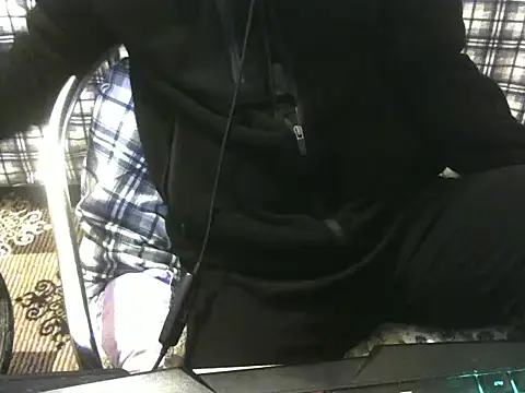 ellsaBunny online show from 11-14-25, 03:33