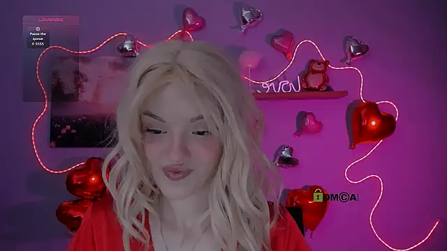 Snapshot of mia_starrr_ chatting on 02-14-26, 08:49 mia starrr online show from 02-14-26, 08:49