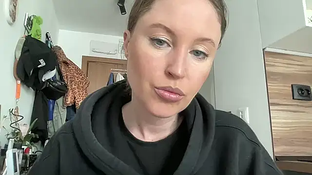 Snapshot of Ameli8 chatting on 02-26-26, 09:08 Ameli8 online show from 02-26-26, 09:08