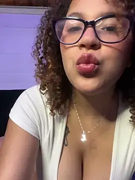 Lolavenezia online show from 02-19-26, 01:51