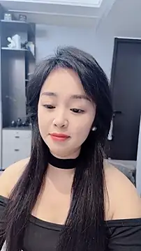 Snapshot of Lucky--Lucy chatting on 11-16-25, 03:28 Lucky--Lucy online show from 11-16-25, 03:28