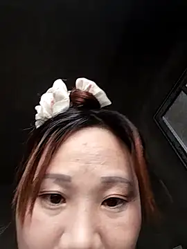 Snapshot of MINSSA502 chatting on 11-09-25, 04:11 MINSSA502 online show from 11-09-25, 04:11