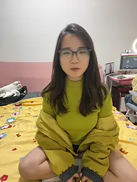 Hmm 0303 online show from 11-21-25, 03:00