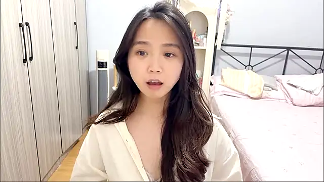 Hmm 0303 online show from 03-24-26, 04:34