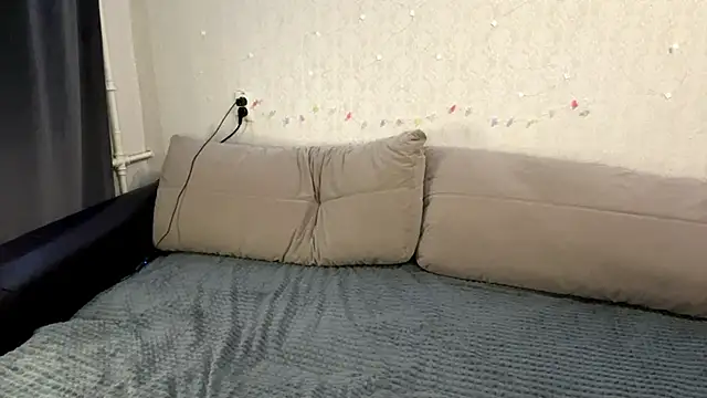 doublemuse online show from 11-05-25, 05:13