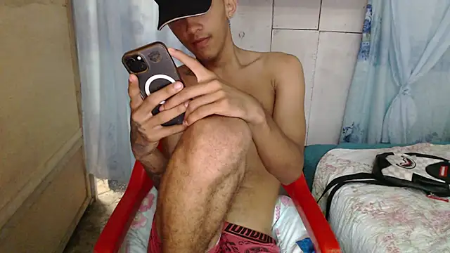 Snapshot of thebesthot chatting on 12-14-25, 07:29 thebesthot online show from 12-14-25, 07:29