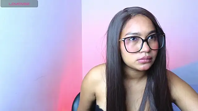 Snapshot of lau_rl chatting on 11-15-25, 10:26 lau rl online show from 11-15-25, 10:26