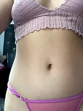 Snapshot of teencutee chatting on 11-17-25, 03:18 teencutee online show from 11-17-25, 03:18