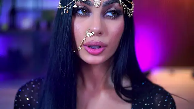 RavennaDArcy online show from 02-18-26, 07:54