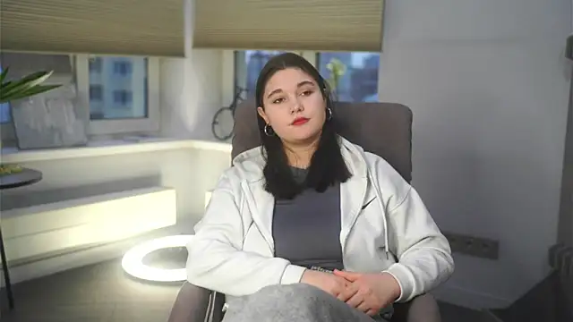 MonetBrinkman online show from 11-12-25, 11:43