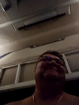 Snapshot of Grase44 chatting on 11-18-25, 06:29 Grase44 online show from 11-18-25, 06:29