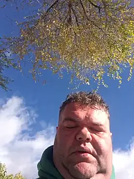 Snapshot of Grase44 chatting on 11-21-25, 09:41 Grase44 online show from 11-21-25, 09:41