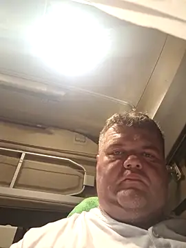 Snapshot of Grase44 chatting on 11-27-25, 05:04 Grase44 online show from 11-27-25, 05:04